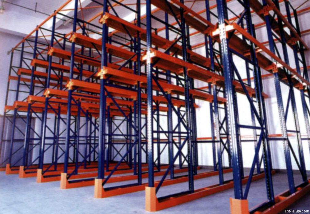 Drive in/thro pallet racking