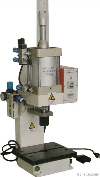 Pneumatic press