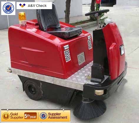 ride-on floor sweeper