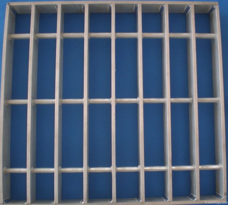 Aluminum gratings