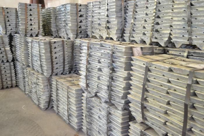 Primary Zinc Ingots 99.995% - 99.99%