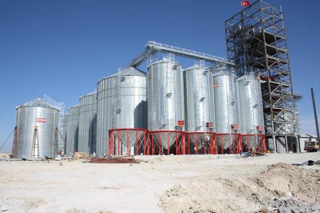 Hopper  bottom steel grain silo