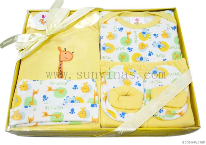 Infant suit gift set