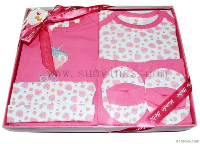 Infant suit gift set