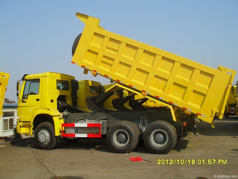 hot sale SINOTRUK  6x4 dump truck