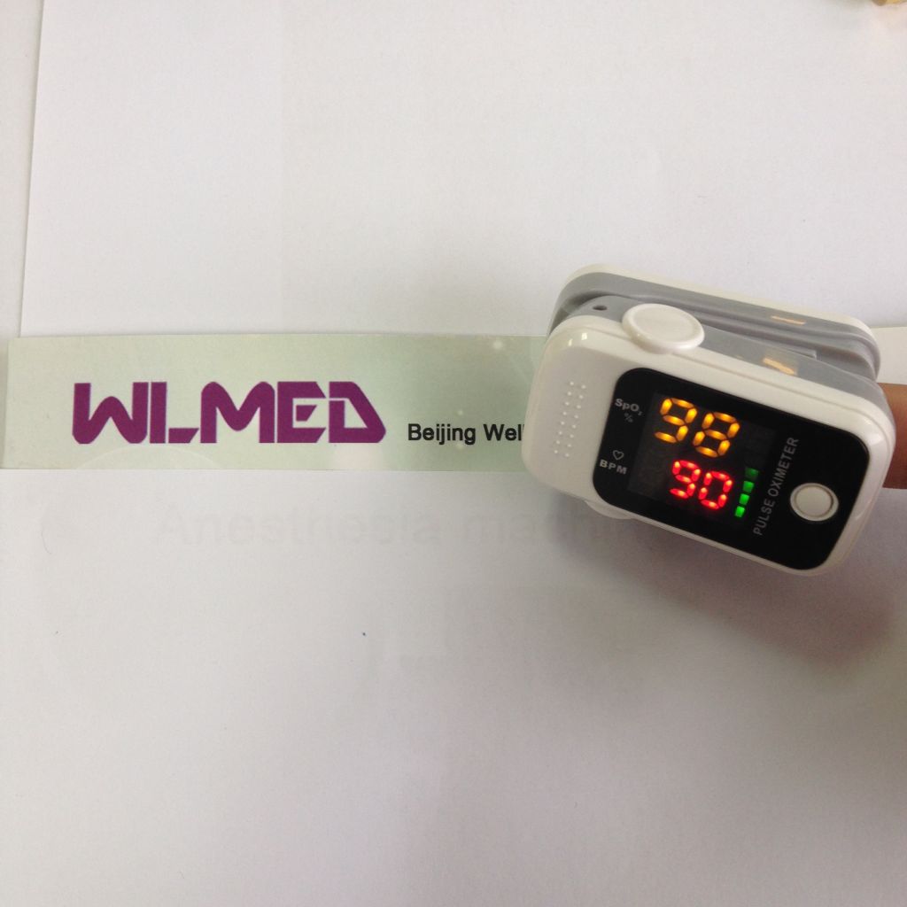 High quality cheapeset SpO2 pulse oximeter 