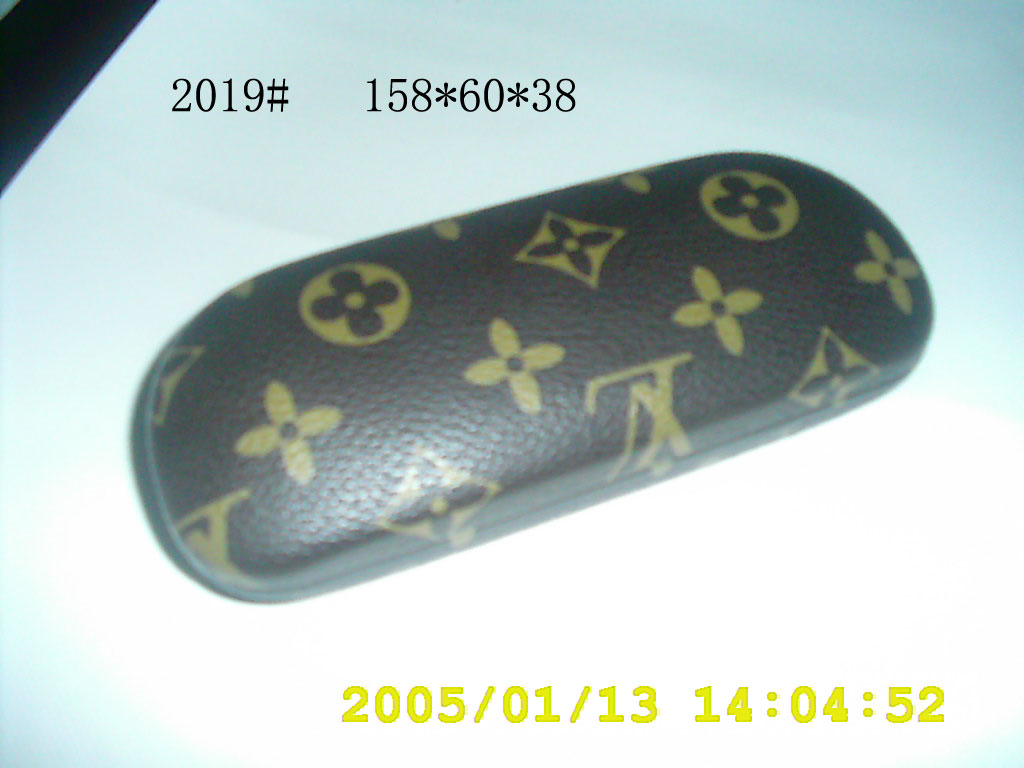 iron glasses case