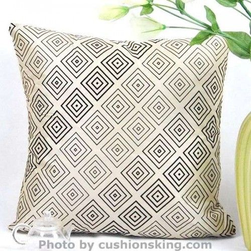 Noble heraldic artificial silk cushion pillowcase