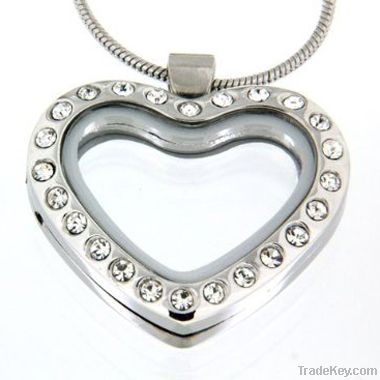 Nice-looking Heart-shaped Floating Charms Locket in Stainless Steel FC