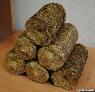 Straw briquettes