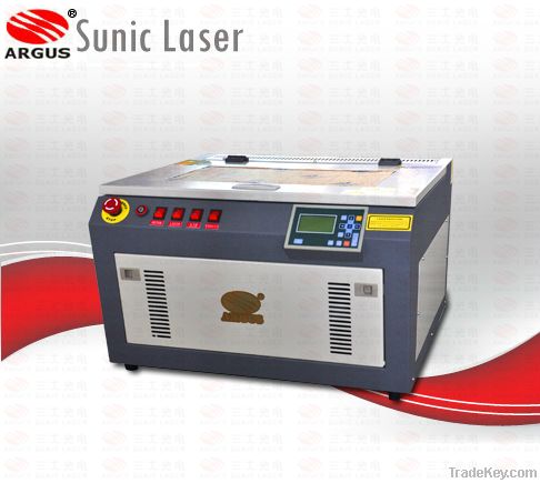 Mini engraving machine