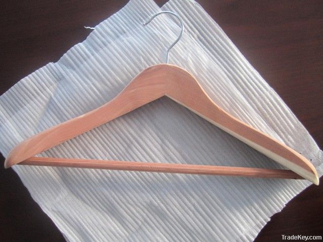 cedar wooden hanger/ suit hanger/cedar hanger with bar