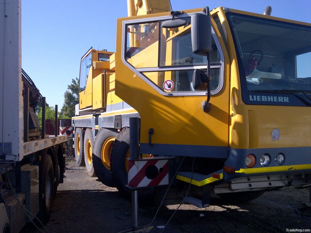 Liebherr LTM 1060-2