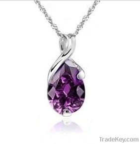 Purple diamond pendant