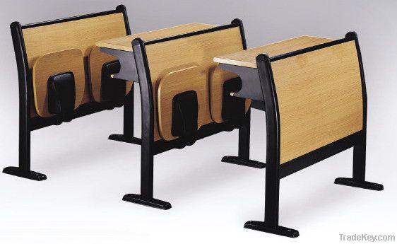 High-quality school desks and chair