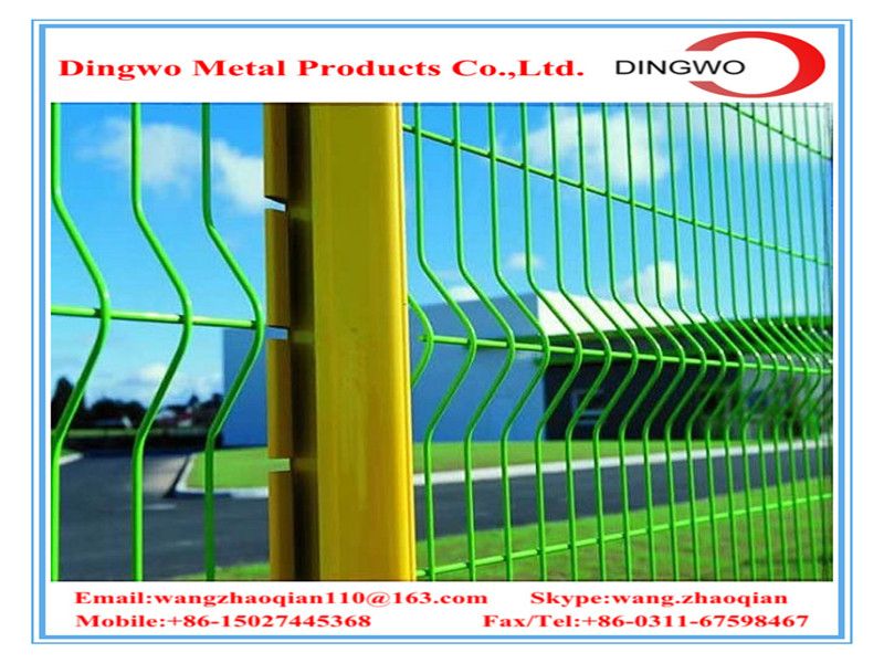 bending triangular welded wire mesh fence