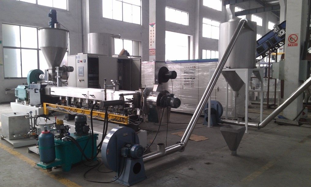 Parallel twin screw granulation line