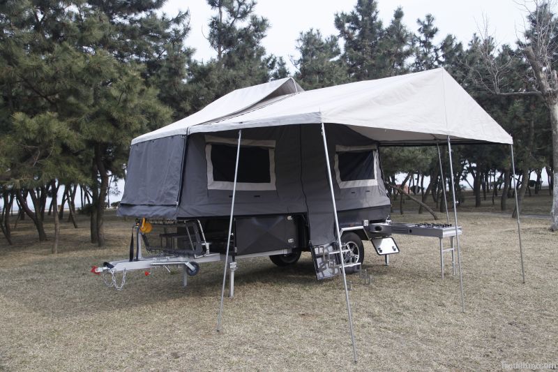 Heavy duty hard floor off road travel trailer