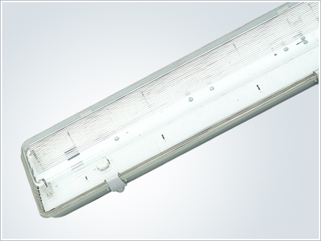 WATERPROOF FLUORESCENT FIXTURE