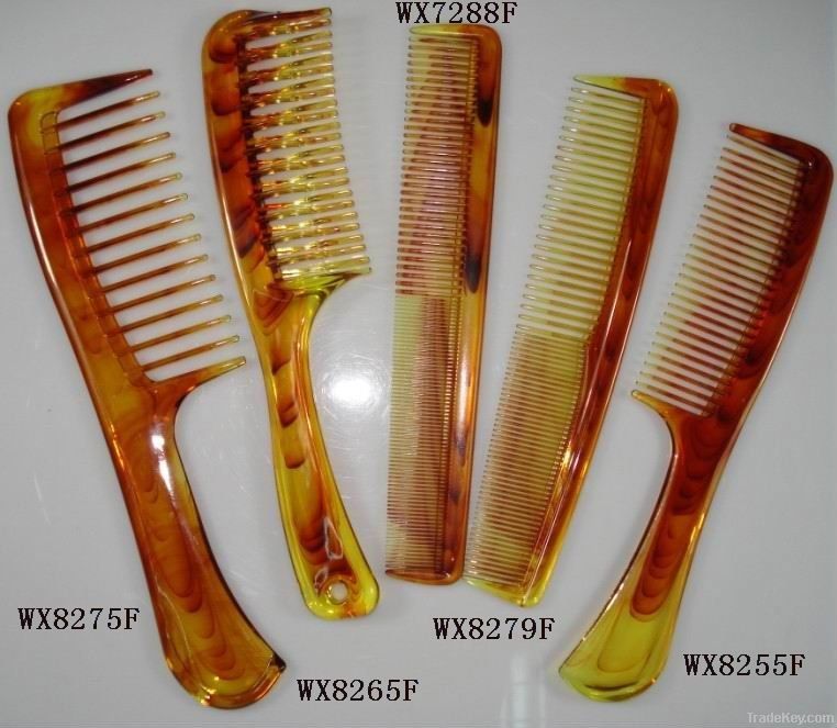 plastic comb