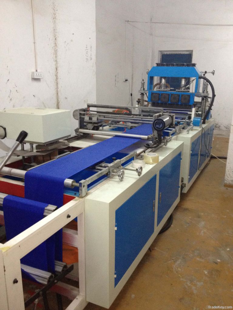 Non woven bag making machine