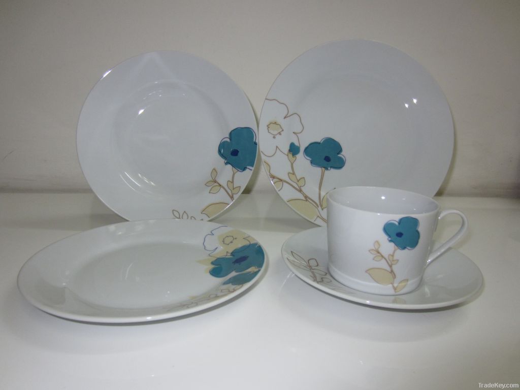 round shape 20pc dinner set with blue flower