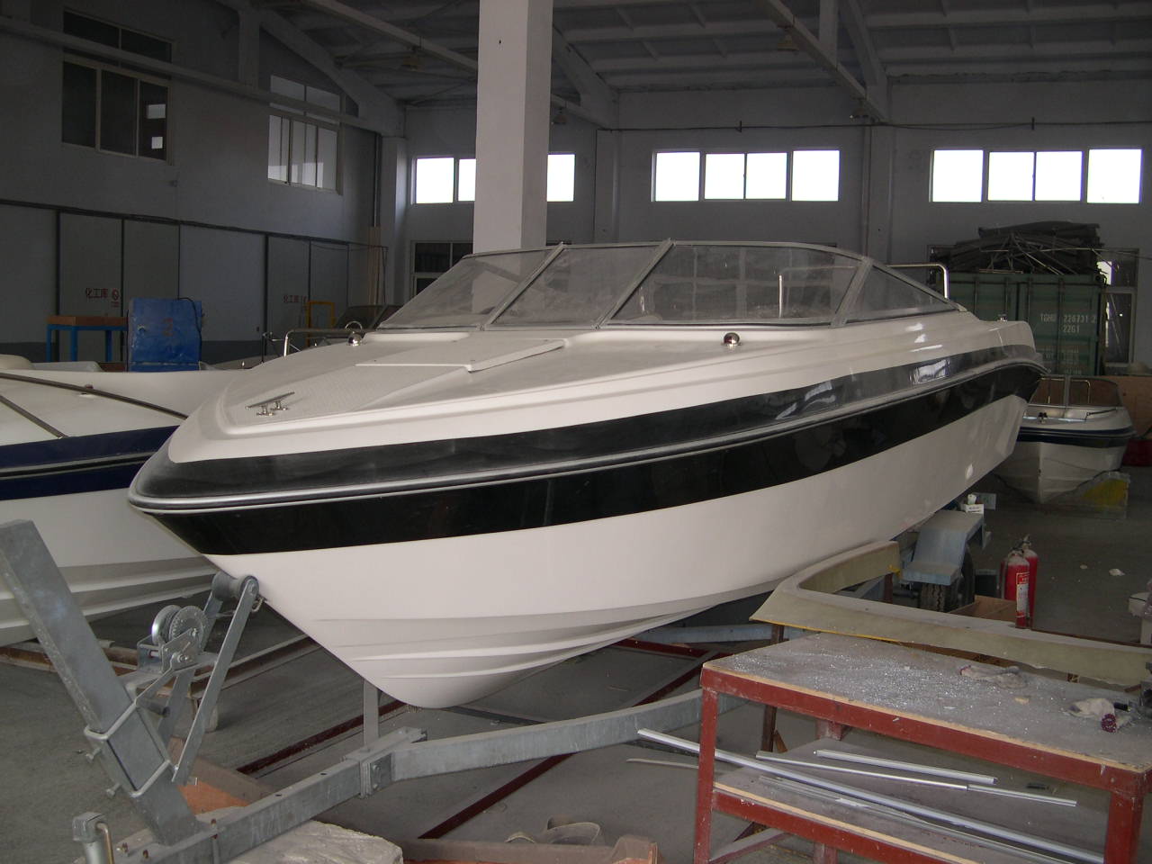 Fiberglass Speed Boats