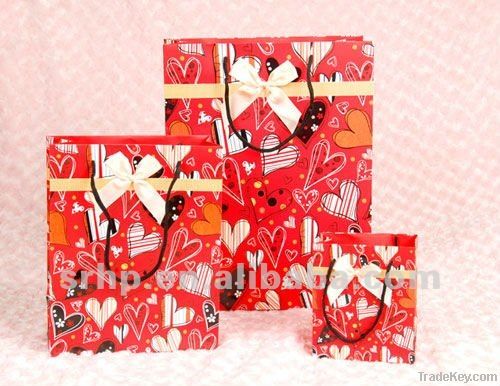 romantic wedding gift bag for sale, with ribbon bow and handle