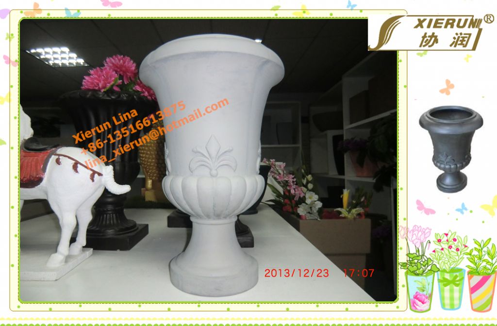 Urn Garden Flower Planter