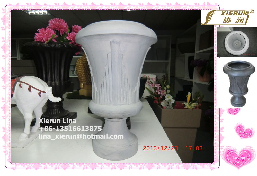 Urn Garden Flower Planter