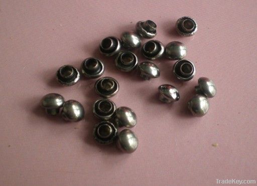 Metal rivets