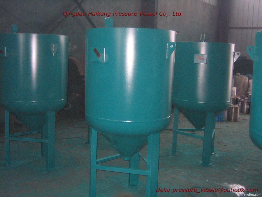 Pressure Sand Blasting Pot of 2 cubic meters and 7kg pressure