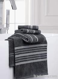 100% Cotton Plain Towel With Printed Border