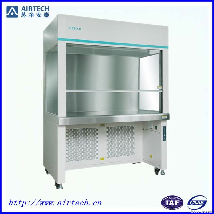 Series VS Neoteric Vertical Laminar Flow Cabinet