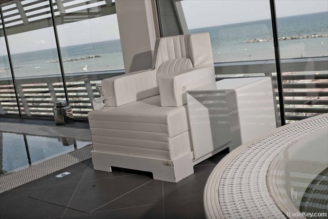 Trona Outdoor Furniture