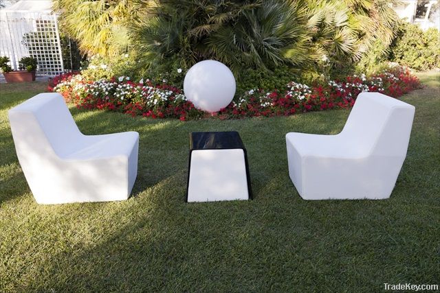 Trona Outdoor Furniture