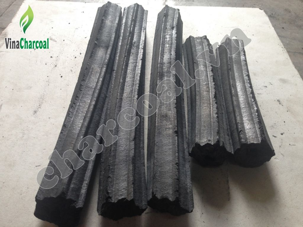 Excellent Sawdust Briquette Charcoal for Outdoor Caterers