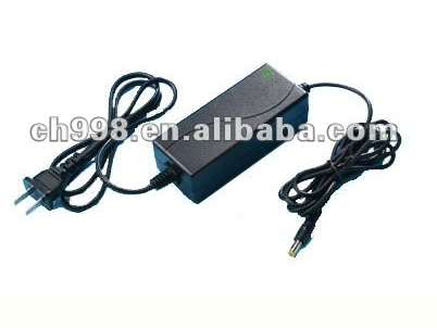 AC/DC Laptop Power Adapter