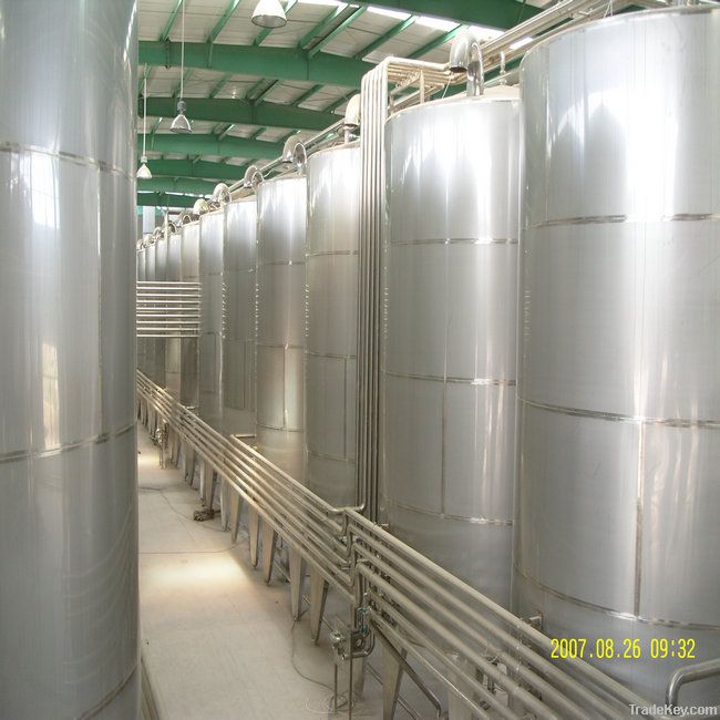 juice fermentation tank