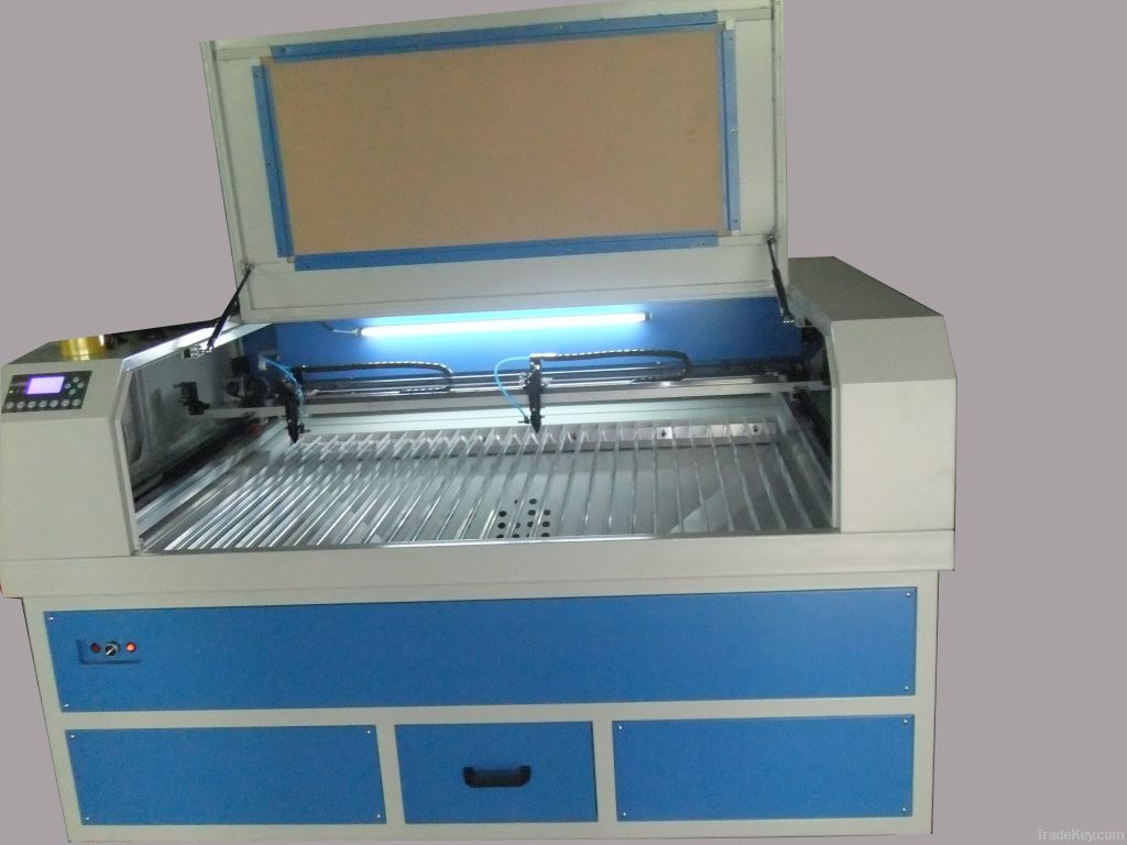 laser cutting machine