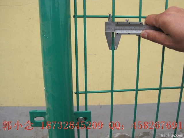 Double Wire Mesh Fence For Roadway (Factory and ISO )