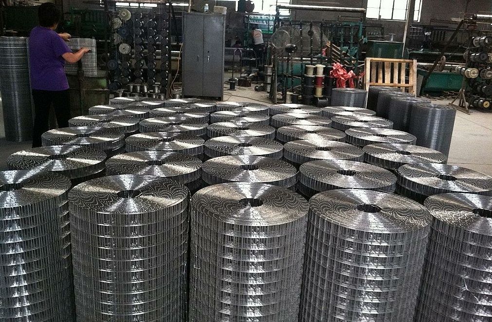 welded wire mesh fence /pvc coated welded wire mesh fence