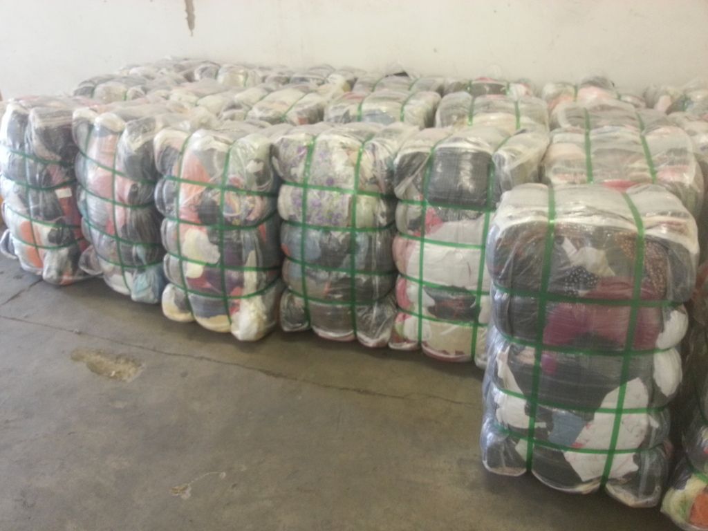 Tropical MIX used clothes in BALES - best UK quality