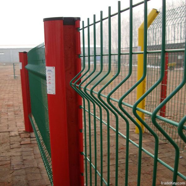 wire mesh fence