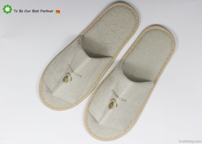 Hotel slippers , Velvet Fabric Closed Toe Indoor Slippers with embroid