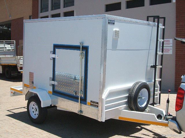 refrigerated truck body