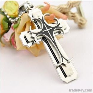 2013 trendy titanium steel vampire cross pendants necklace