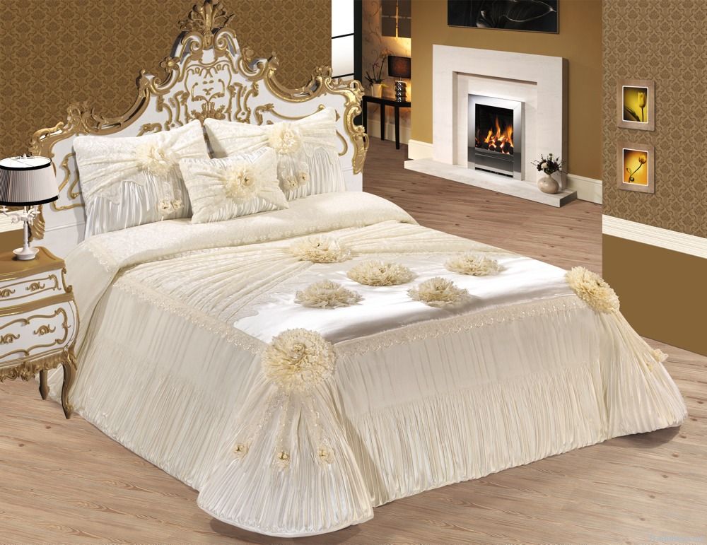 Ipek Bedspread Set