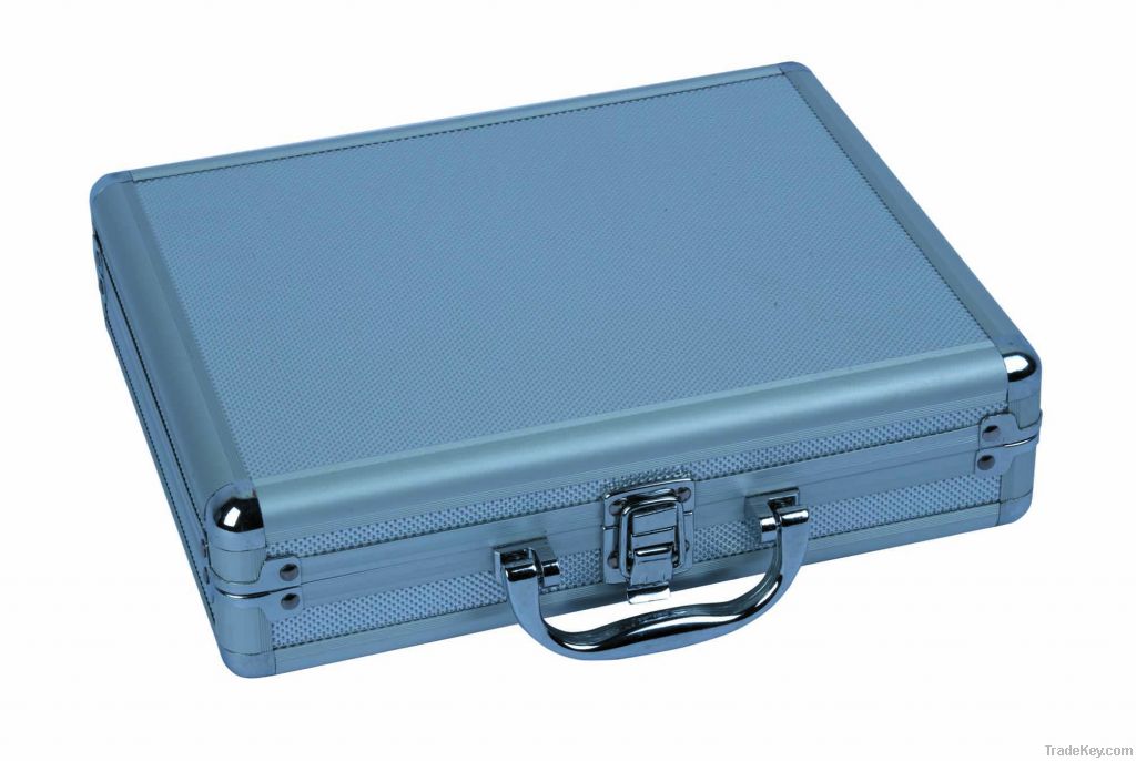 aluminum carrying case