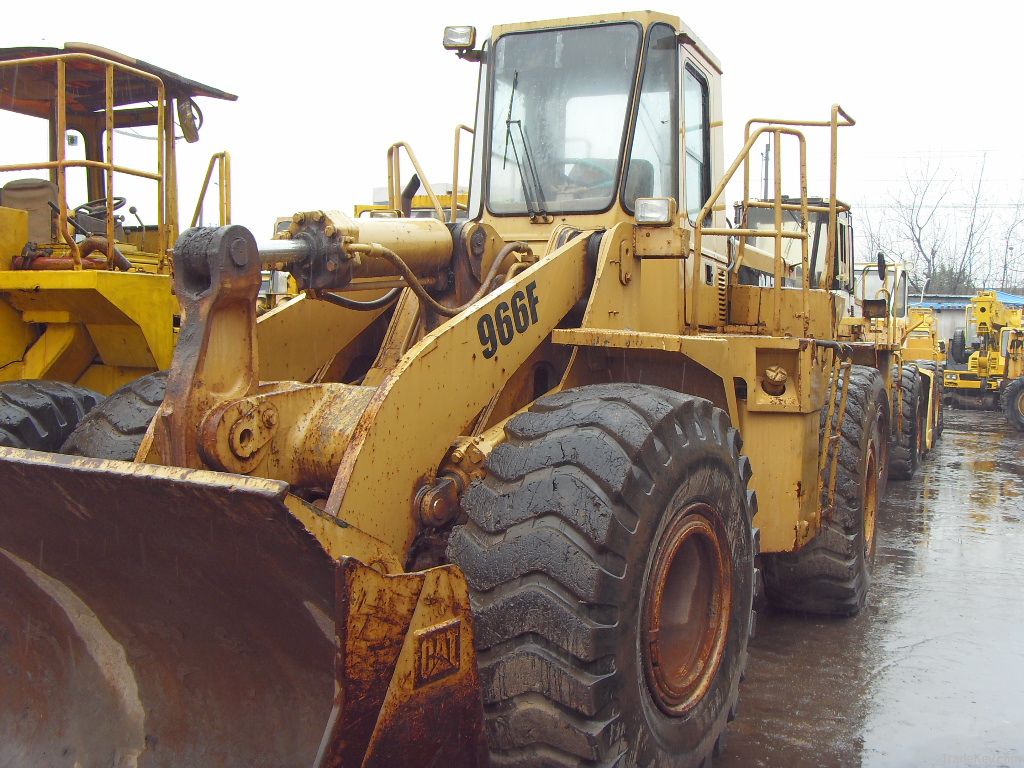 CAT 966F Wheel Loader